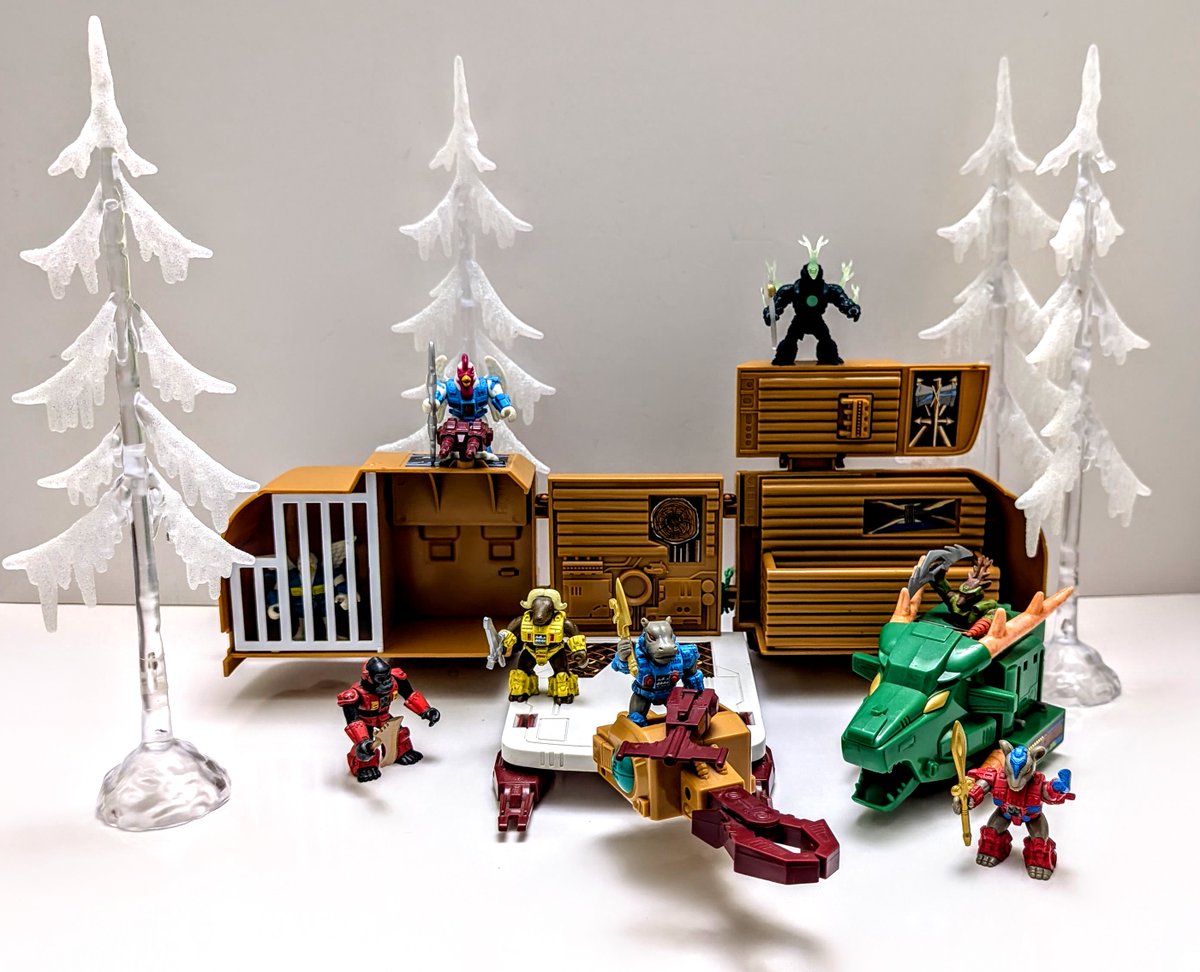 Tallus76photos's tweet photo. #battlebeasts #beastformers #transformers #takara #hasbro #hasbrobattlebeasts #battlebeasts🔥📷#battlebeastscollection #battlebeastscollectors #beastformer #minifigures #rubberfigures #actionfigures #80sKids https://t.co/vTkaldK5OQ