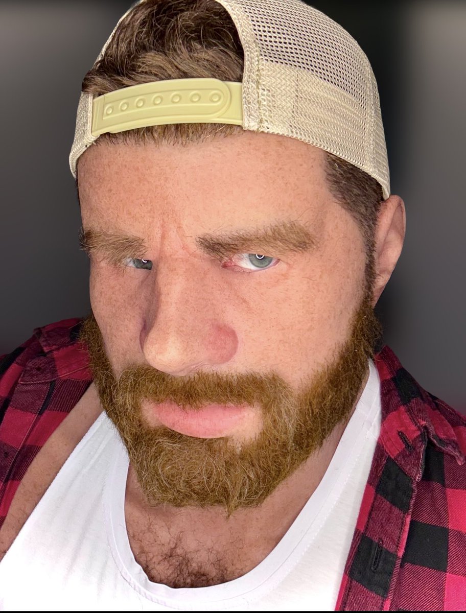 MuscNy's tweet photo. About to head out to the local dive.

#siliconemask #disguise #transformation https://t.co/FNxBCc6Ndu