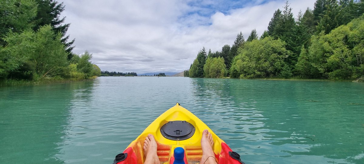 AlTaylorNZ's tweet photo. Vote for having a kayak rather than a boat... only space for one, so you get 5 minutes of peace &amp; quiet from the kids 🤣🤗 #kiwisummer https://t.co/isHJRsVUH6