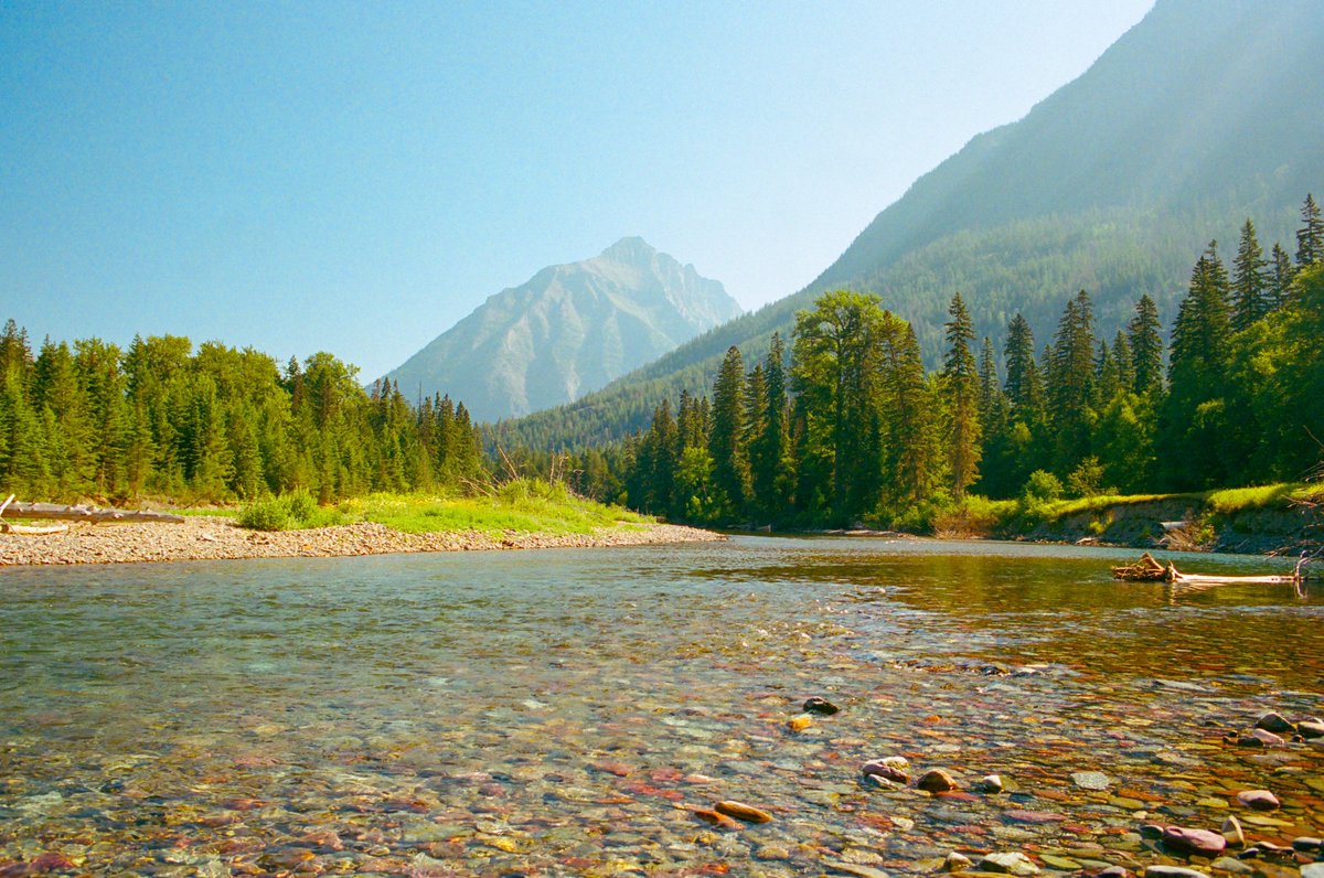 ryanadrift's tweet photo. glacier national park, shot on a Canon AE-1🎞️ https://t.co/EnOLfqloqo