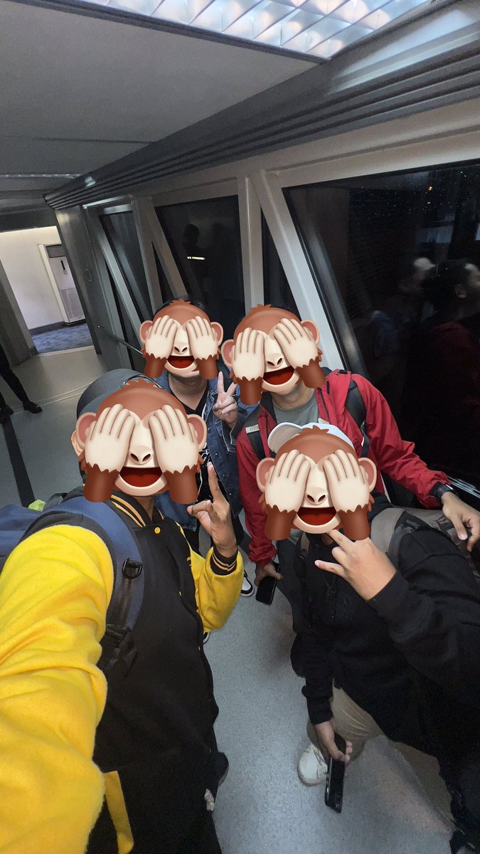 GusMadhang's tweet photo. Holiyeayy! Bareng mas @lunga_mbedil , @Takoyaki_NS -san, @berkelana_ofc -hyungnim

#KancaLunga #OjoLaliMadhang https://t.co/6r1PwP7Jz3