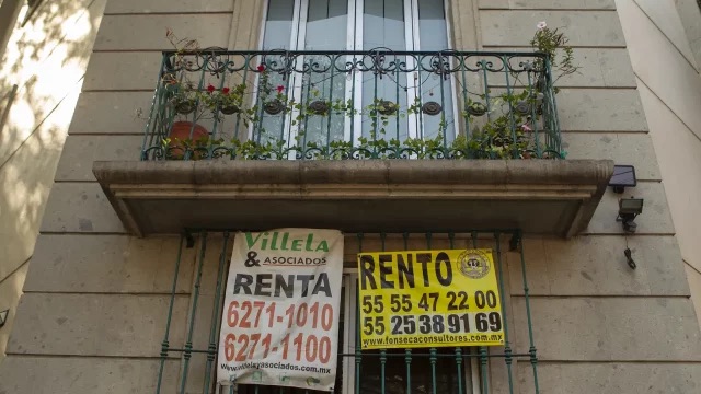 CÁPTALO (@captalomx) on Twitter photo ¿Por qué el <a href="/GobCDMX/">Gobierno de la Ciudad de México</a> no quiere ver que la reducción de la oferta de estancias cortas puede incrementar los precios en los hoteles y en las rentas a largo plazo? La #NuevaLeyTurismo sólo entorpece el #Turismo
<a href="/ProsocCDMX/">Procuraduría Social de la CdMx</a> ¿Por qué el <a href="/GobCDMX/">Gobierno de la Ciudad de México</a> no quiere ver que la reducción de la oferta de estancias cortas puede incrementar los precios en los hoteles y en las rentas a largo plazo? La #NuevaLeyTurismo sólo entorpece el #Turismo
<a href="/ProsocCDMX/">Procuraduría Social de la CdMx</a>