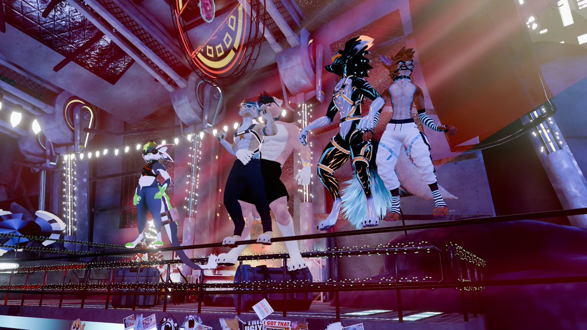 Maro Lupus tweet media