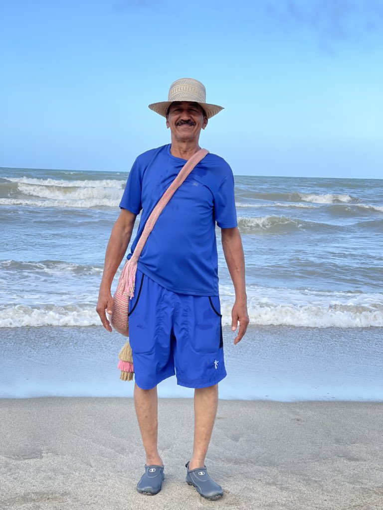 dgo0712's tweet photo. No hay palabra que describa a perfección como era mi papá, pero sé que en mi vida voy a conocer una persona tan amorosa y complaciente como lo era él con sus 3 mujeres (su esposa y sus 2 hijas) 

Por siempre y para siempre mi viejito bonito 👨🏻❤️🪽 TE AMO (17/07/55 - 21/09/24) https://t.co/GtBOSpoc08