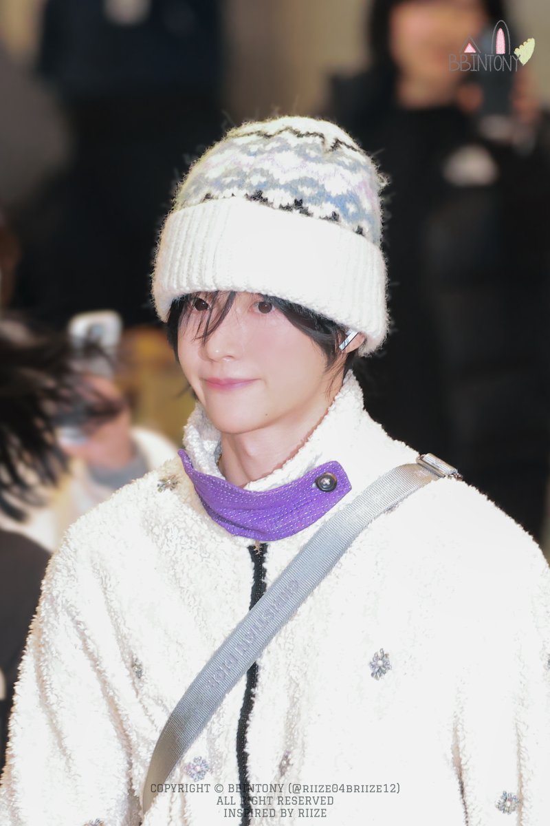 riize04briize12's tweet image. 241228 ICN WONBIN 입국

브리즈〰 원빈이랑 함께 HAPPY NEW YEAR 🥳
#라이즈 #RIIZE #ライズ #원빈 #WONBIN #ウォンビン #비니원빈 #원빈공항 #라이즈공항