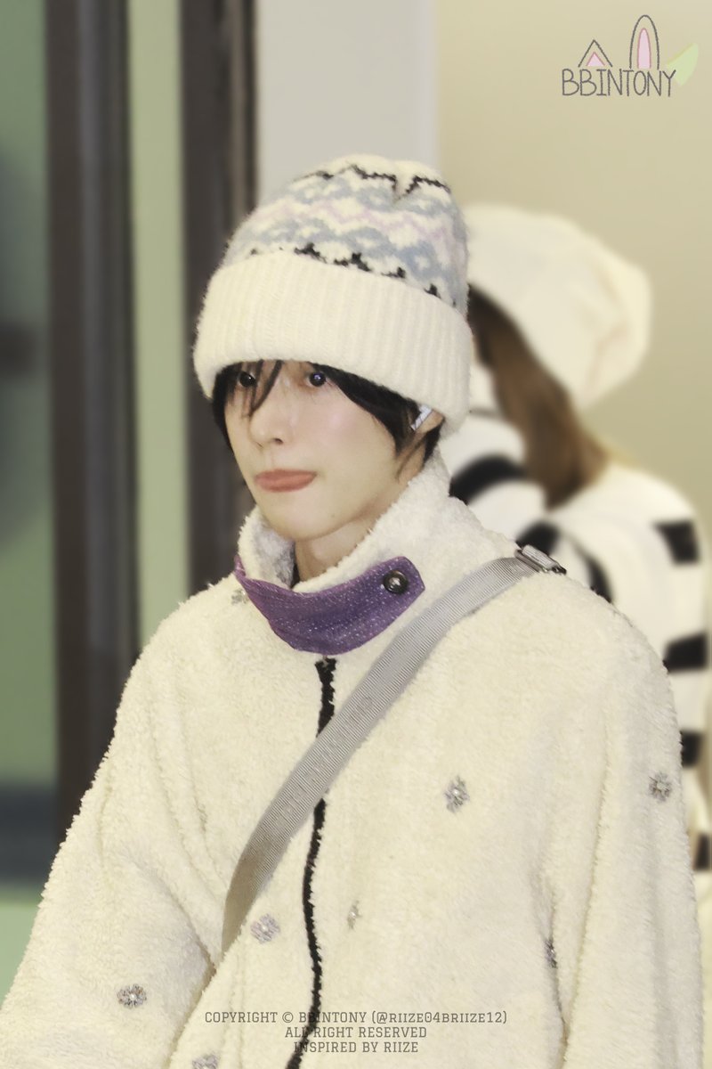 riize04briize12's tweet image. 241228 ICN WONBIN 입국

브리즈〰 원빈이랑 함께 HAPPY NEW YEAR 🥳
#라이즈 #RIIZE #ライズ #원빈 #WONBIN #ウォンビン #비니원빈 #원빈공항 #라이즈공항