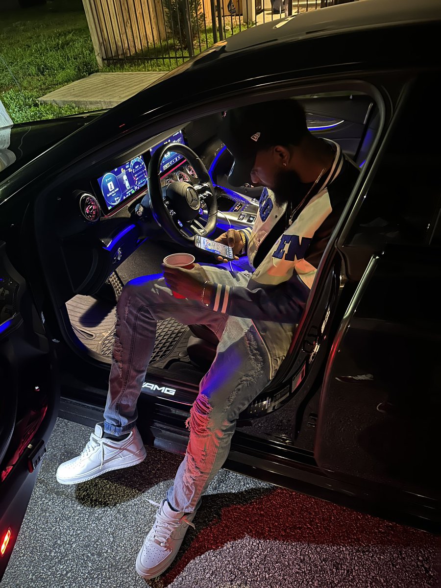 Dray_day4's tweet photo. 🏁🙏🏾 https://t.co/U8SiHGykQ1