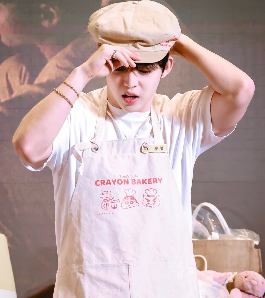 이 사진 뭐야… ㅜ🥹 너무 잘어울리네ㅔ