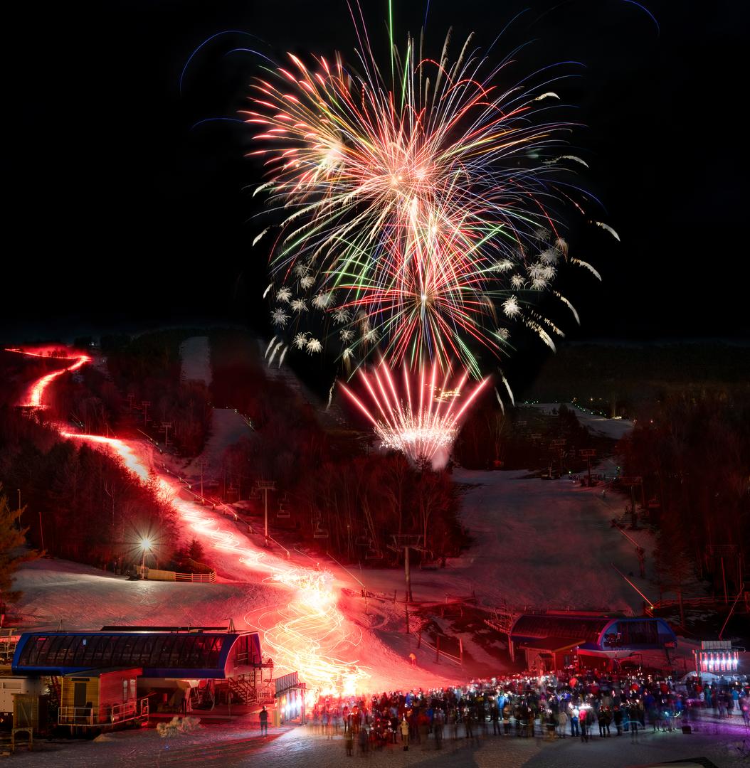 Join us on 12/31 for our New Year's Eve celebrations! 

Here's what's happening:

DJ B-Real on The Terrace, 12 PM - 3 PM

Rubix Kube, live music/après in Seasons, 3 PM - 6 PM

Torchlight Parade and Fireworks, 6 PM - 6:30 PM