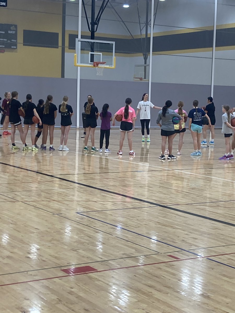 Franklin Youth Girls Basketball Association (@fygbafrenzy) on Twitter photo 43 of our 3rd-8th graders in the gym over Break improving their game in a Skills Session with HC <a href="/laurabarczak/">Laura Barczak</a> and members of <a href="/fhsgbb1/">Franklin Girls Basketball</a>! Thank you! 😁💪🏽
<a href="/lemke_maddie/">Maddie Lemke</a> <a href="/_taylortruong/">Taylor Truong</a> <a href="/NicholsBrenna14/">Brenna Nichols (2026)</a> <a href="/LilyPaul_18/">Lily Paul</a> #TheGoldStandard #dominate #family 43 of our 3rd-8th graders in the gym over Break improving their game in a Skills Session with HC <a href="/laurabarczak/">Laura Barczak</a> and members of <a href="/fhsgbb1/">Franklin Girls Basketball</a>! Thank you! 😁💪🏽
<a href="/lemke_maddie/">Maddie Lemke</a> <a href="/_taylortruong/">Taylor Truong</a> <a href="/NicholsBrenna14/">Brenna Nichols (2026)</a> <a href="/LilyPaul_18/">Lily Paul</a> #TheGoldStandard #dominate #family