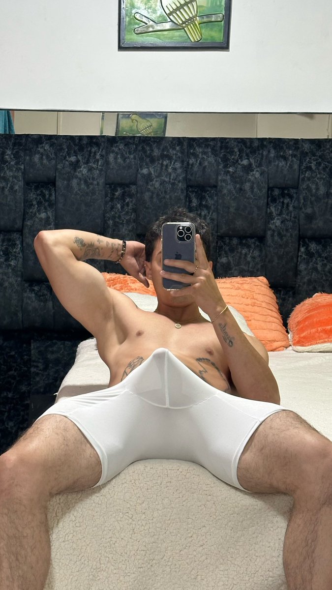 Aquí tengo mi pene para ti 🔥 

onlyfans.com/jhonsebastianj…