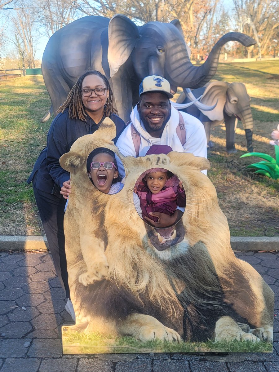 DuvalNole31's tweet photo. Quality time with the fam #TeamPorter 🥰🥰🥰 https://t.co/shFBYy3Yn8