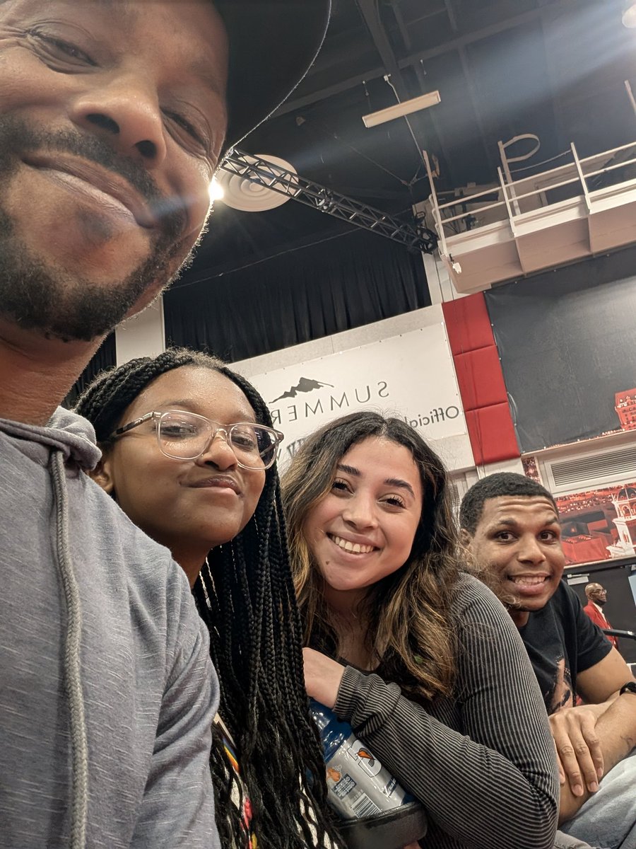 Th33network1 tweet media