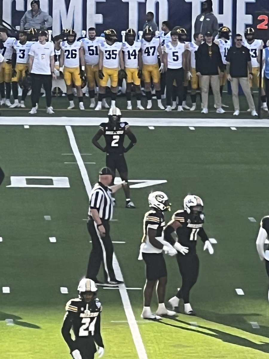 MrsReed314's tweet photo. Great win for Mizzou!!!!!Had a great time at the game! Good game @toriano2x https://t.co/M282Sf7Ech