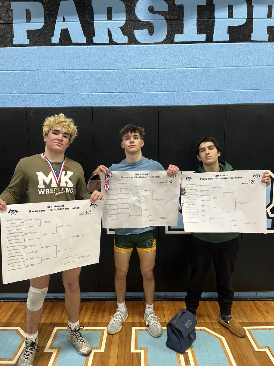 Congrats to Luke, Ryder, and Nate for winning their weight class at the Gary Vittorio Holiday Tournament! Finished the day in 🥉place overall as a team. Congrats to our place winners! 

🥇 Luke Shivas 
🥇 Ryder Stambach
🥇 Nate Gomes
🥈 Kaden Montoya 
🥉 Dom Litterio
🥉 Tyler Kot