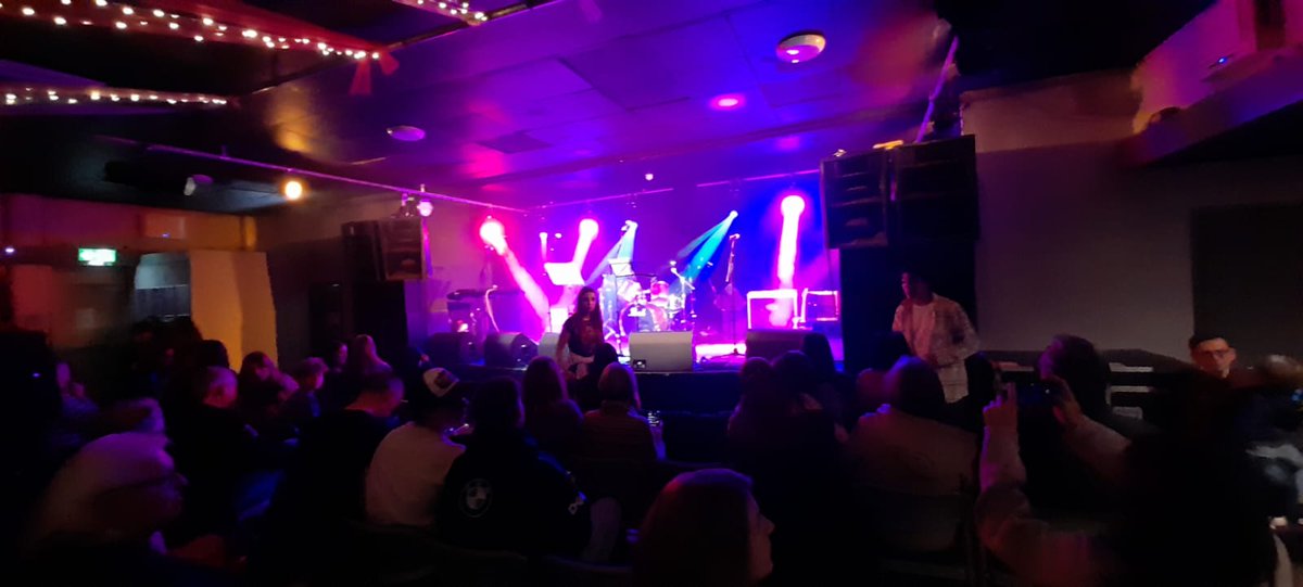 KirkbyBand's tweet image. Great to watch #KirkbyBander Bert as part of The Items in the Christmas @rockgodacademy show. Thanks to all the tutors and well done to all involved and all the bands 🤘🧑🎤 @TheCrescentYork #WhiteRoomsYork