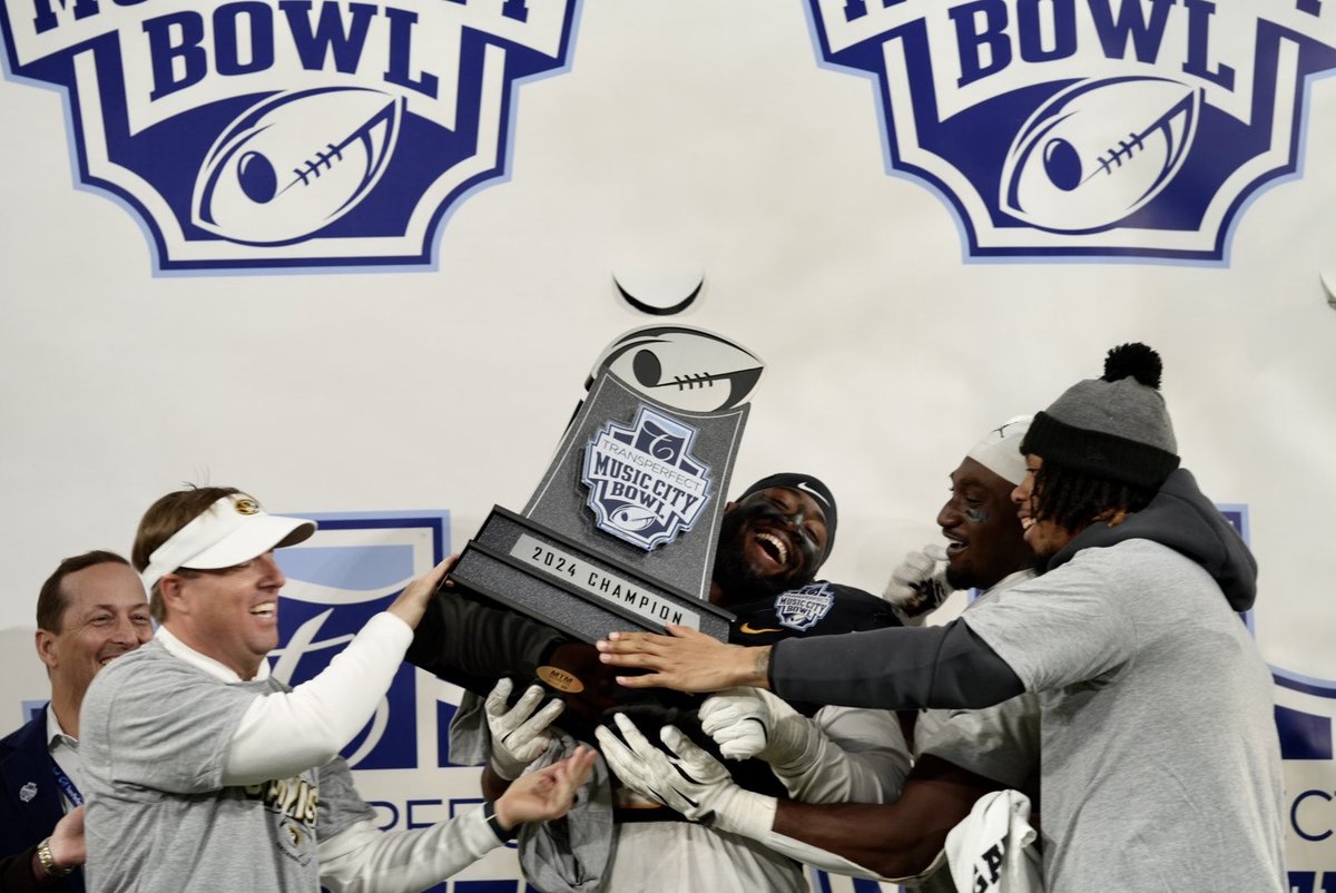 Music City Bowl (@musiccitybowl) on Twitter photo NASHVILLE -> TIGER TOWN U.S.A
<a href="/MizzouFootball/">Mizzou Football</a> ARE THE 2024 TRANSPERFECT MUSIC CITY BOWL CHAMPS
#mizzou #mizzoutigers #mizzoufootball #sec #secfootball #champions #musiccitybowl NASHVILLE -> TIGER TOWN U.S.A
<a href="/MizzouFootball/">Mizzou Football</a> ARE THE 2024 TRANSPERFECT MUSIC CITY BOWL CHAMPS
#mizzou #mizzoutigers #mizzoufootball #sec #secfootball #champions #musiccitybowl