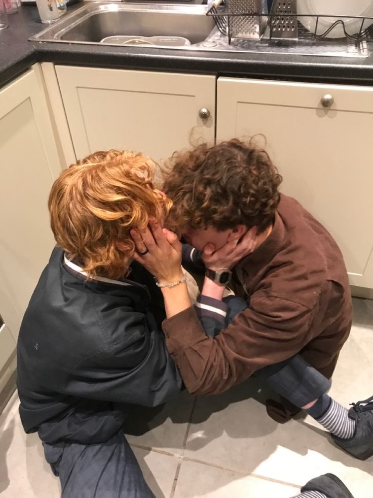 andreildnrt's tweet photo. Bestie for boyfriend — Mini Au Andreil

Onde Neil resolve fazer a nova trend do momento com seu melhor amigo, Andrew. https://t.co/4tWxOcYO0T