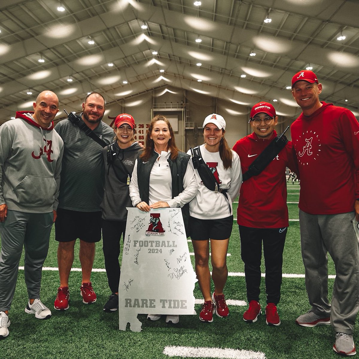 THANK YOU DR. G! 🏈 ❤️ 

After years of dedication, care, and unwavering commitment to our team, we celebrate the retirement of Dr. Gilmore!  

Thank you for keeping our players strong, healthy, and ready for every challenge. You’ll always be a part of the Crimson Tide family!