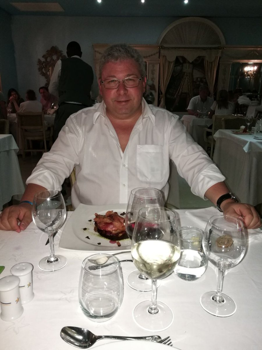 Guten Rutsch ins Neue Jahr 2025.
Liebe Grüße aus der Karibik.