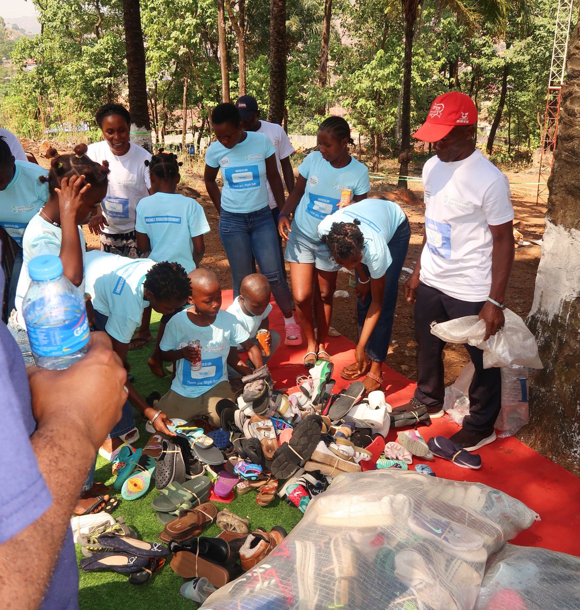 just donated $60k to provide water for an ENTIRE community in Sierra Leone 🥹🇸🇱💖 what an amazing way 2 end the year !! #aliyahcore