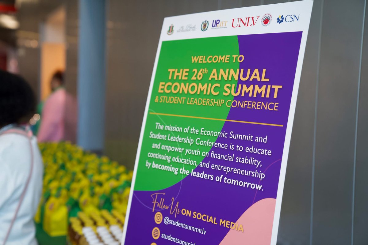 UpliftFoundNV's tweet photo. Empowering the next generation of leaders at the 26th Annual Economic Summit &amp; Student Leadership Conference.🎓📚 https://t.co/zF57S6SnM3

#youthleadership #mentorshipprogram #upliftfoundationnv https://t.co/SdpUet6bGD