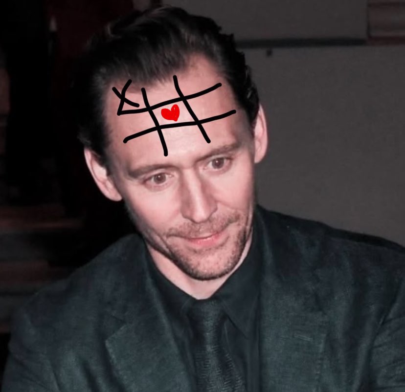 hiddleshkspeare's tweet photo. your turn https://t.co/wiTVhlnSjN