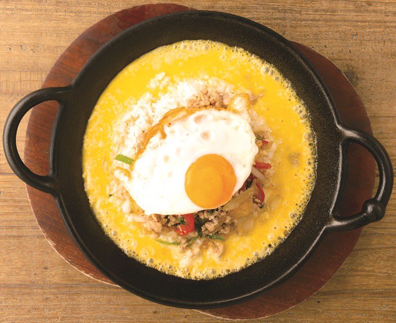 TokyoGapao's tweet photo. 迷ったらセットという選択肢もご用意がございます🍳

#ガパオ専門店 #タイ料理 
#企業公式相互フォロー https://t.co/mtRbhD90zt