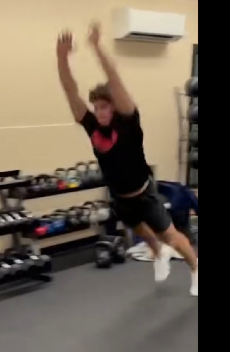 If you are a college coach and you are looking for a DUDE, well, I got you! <a href="/thevinnyp4/">Vinny Pinnetti</a> is an absolute DAWG! 5"11 185LBS , squats 400+, Bench Press 225LBS for reps, jumps out of the room, terrific cover CB, S, OLB who is a high-character, academic student! Graded out well at CB!