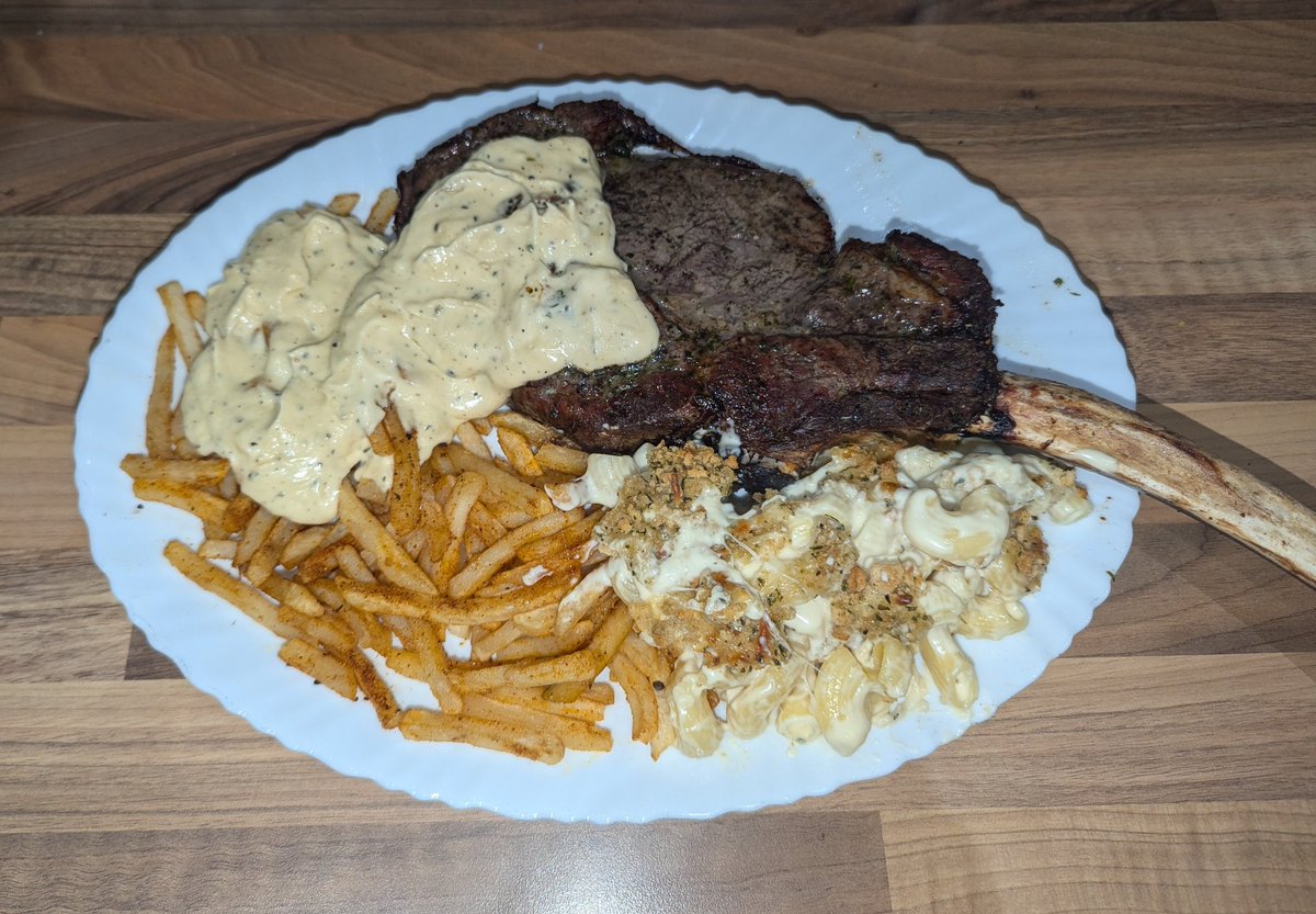 RealTomStarkie's tweet photo. Absolute mammoth of a meal, are it all in one though didn't I. Bosh https://t.co/K8hHYNCDMN