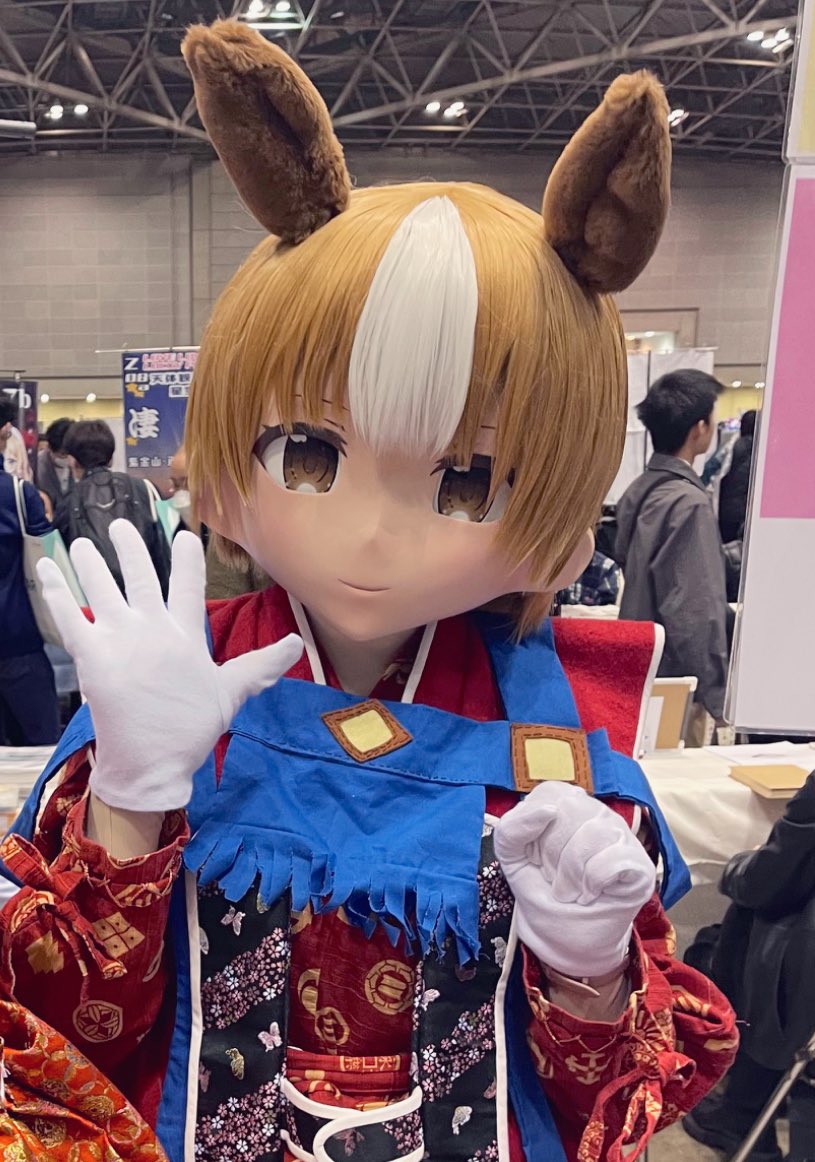 エクレール（競走馬名カガヤキハリマオー）は実在馬擬人化オリジナル