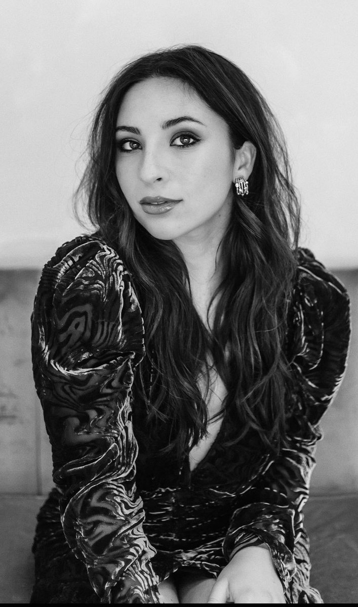 hi there 🖤🤍🖤🤍 #blackandwhite #bw #classic