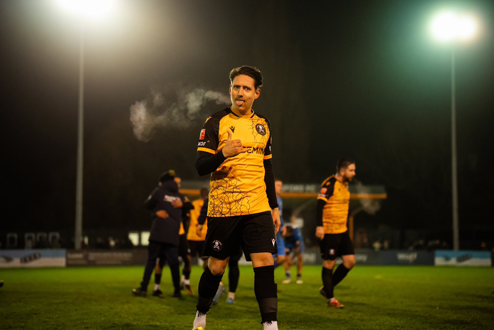 The Pitching In Southern Football League (@southernleague1) on Twitter photo 4β£TO FOLLOW | Our pick of the #NewYearsDay action:
π <a href="/MerthyrTownFC/">The Martyrs (C)</a> v <a href="/GCAFCofficial/">Gloucester City AFC</a>
π <a href="/StratfordTownFC/">Stratford Town FC</a> v <a href="/telfordutd/">AFC Telford United (P)</a>
π <a href="/MouseholeAFC/">π π’π¨π¦πππ’ππ πππ</a> v <a href="/HelstonAFC/">Helston Athletic FC</a>
π <a href="/realbedford/">Real Bedford FC π</a> v <a href="/stotfoldfc/">Stotfold FC</a>
βοΈ southern-football-league.co.uk/News/136381/FOβ¦
#SouthernLeague | πΈReal Bedford FC 4β£TO FOLLOW | Our pick of the #NewYearsDay action:
π <a href="/MerthyrTownFC/">The Martyrs (C)</a> v <a href="/GCAFCofficial/">Gloucester City AFC</a>
π <a href="/StratfordTownFC/">Stratford Town FC</a> v <a href="/telfordutd/">AFC Telford United (P)</a>
π <a href="/MouseholeAFC/">π π’π¨π¦πππ’ππ πππ</a> v <a href="/HelstonAFC/">Helston Athletic FC</a>
π <a href="/realbedford/">Real Bedford FC π</a> v <a href="/stotfoldfc/">Stotfold FC</a>
βοΈ southern-football-league.co.uk/News/136381/FOβ¦
#SouthernLeague | πΈReal Bedford FC