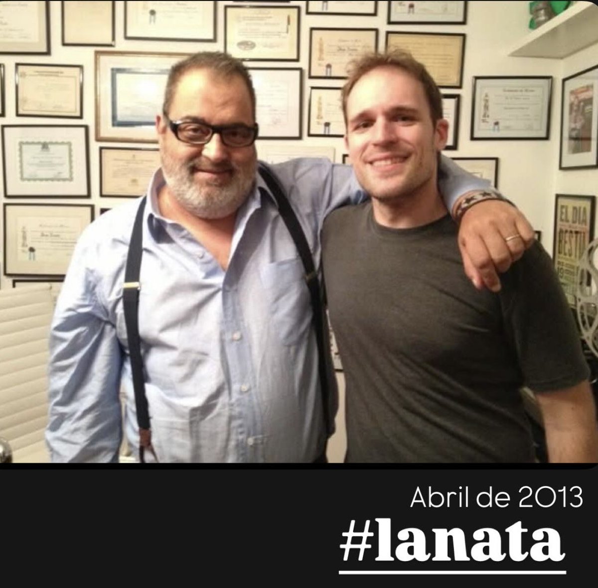 Es uno de esos referentes que pueden gustarte más o menos, pero que marcaron un punto de inflexión.
Hay un antes y un después de #Lanata en la manera en que hoy todos hacemos #Periodismo