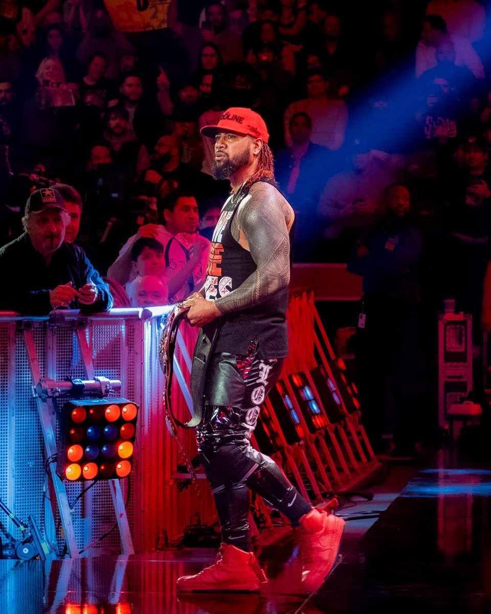 It’s the end of an era for #WWERaw as its final televised episode airs tonight, before moving to Netflix next week after 32 years on TV. 

A hell of a run for Monday Night Raw‼️