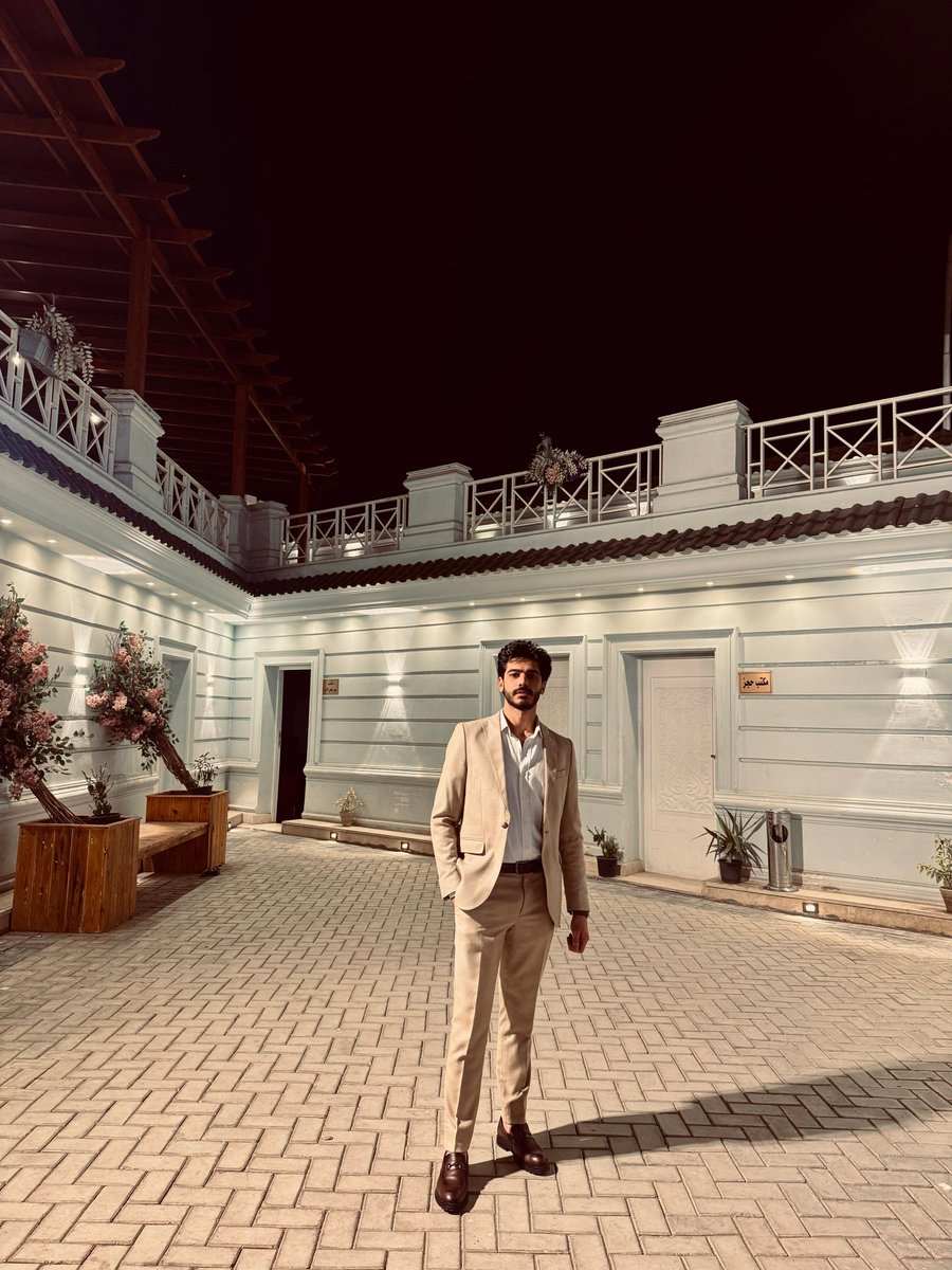 muhmdosmann's tweet photo. Classy 🤎 https://t.co/tL9znnd1Gv