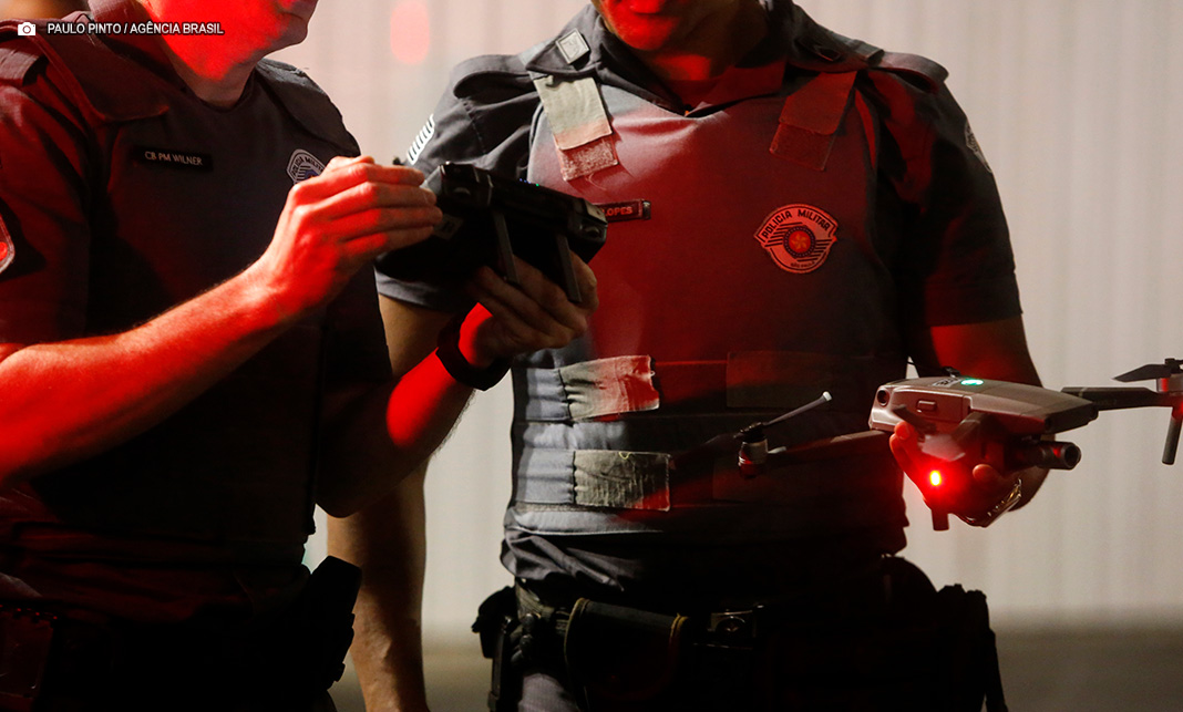 PDNewsBR's tweet image. Organizações sociais denunciam violência policial em São Paulo à OEA

politicadistrital.com.br/organizacoes-s…

#ESTADOSAMERICANOS #OEA #PMSP #POLíCIAMILITAR #SãOPAULO