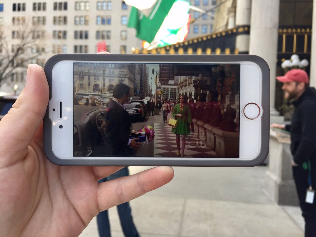 gg_scene's tweet photo. Ir a new york y hacer la ruta de gossip girl es lo que necesito https://t.co/mHhNwWqD6N
