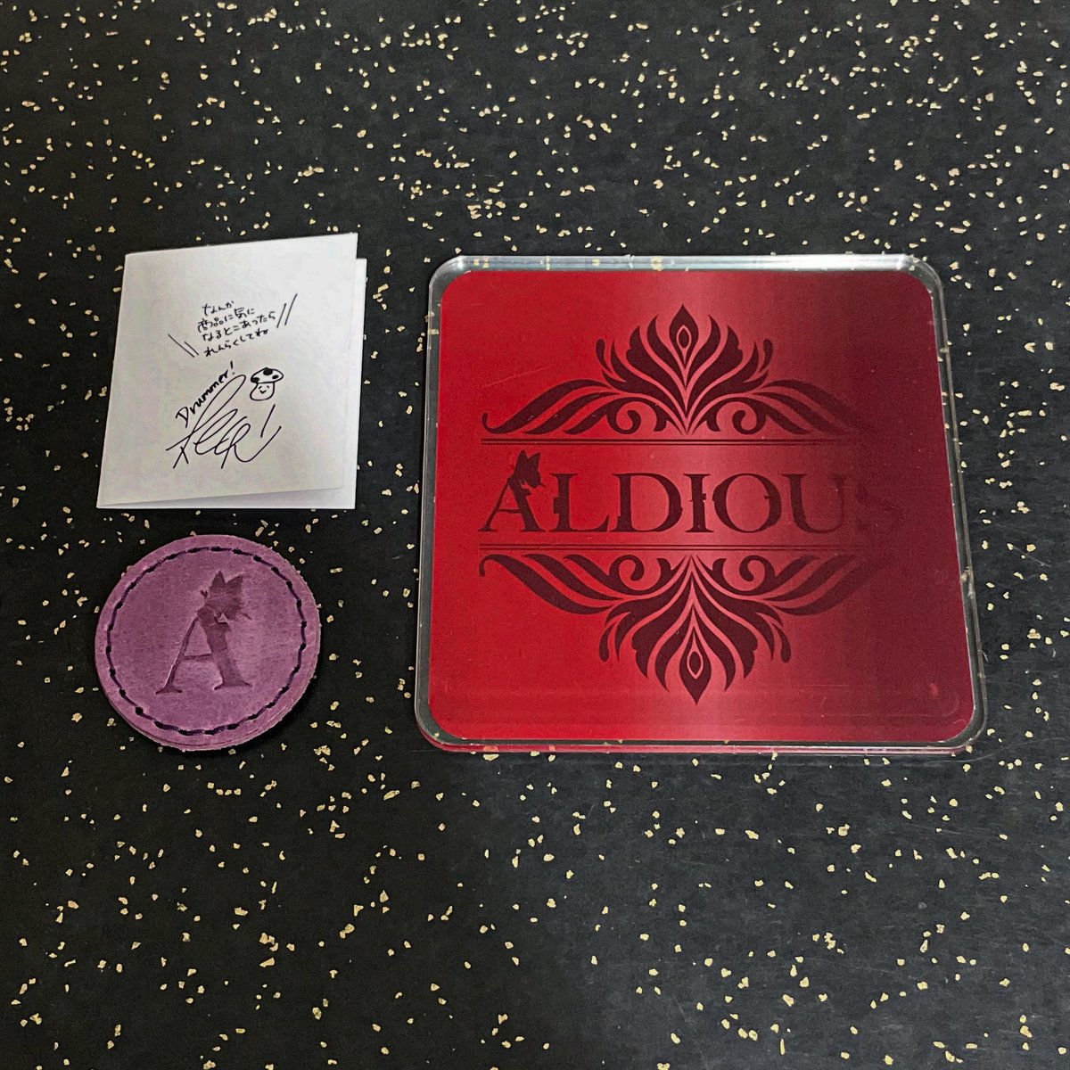 New arrival: Aldious @Aldious_info A4 hologram card, a red coaster, and a  purple magnet sewn by Aruto! 💜 From Aldious Shop, via Tenso. #Aldious  #HologramCard #Coaster #Magnet, image size:1200x1200