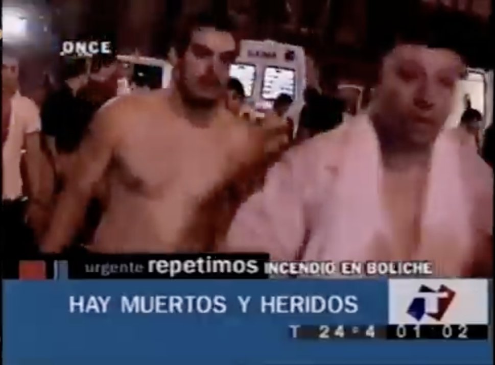 resistearchivo's tweet photo. Cromañon: las primeras imágenes en la televisión.
#En2004 #Hace20años #EnEstosMomentos https://t.co/iTkGFlPUrz