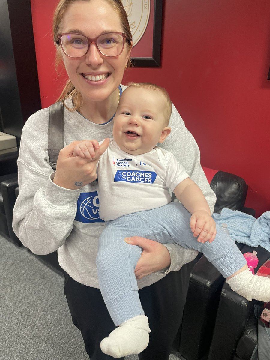 CVCMO_LB's tweet photo. Never too early to be a @cvc_mo fan! 🏀🎗️ #coachesvscancer #cvcstl #cvcmo https://t.co/KlE5bv0kO7