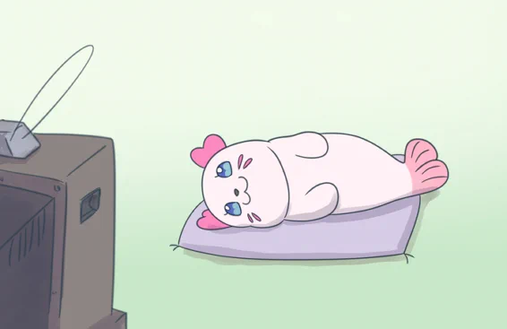 横になってテレビ見てるくるるん 