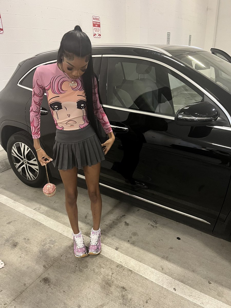 prettyxp3's tweet image. 🧛‍♀️🎀 #wildchild #ladybird