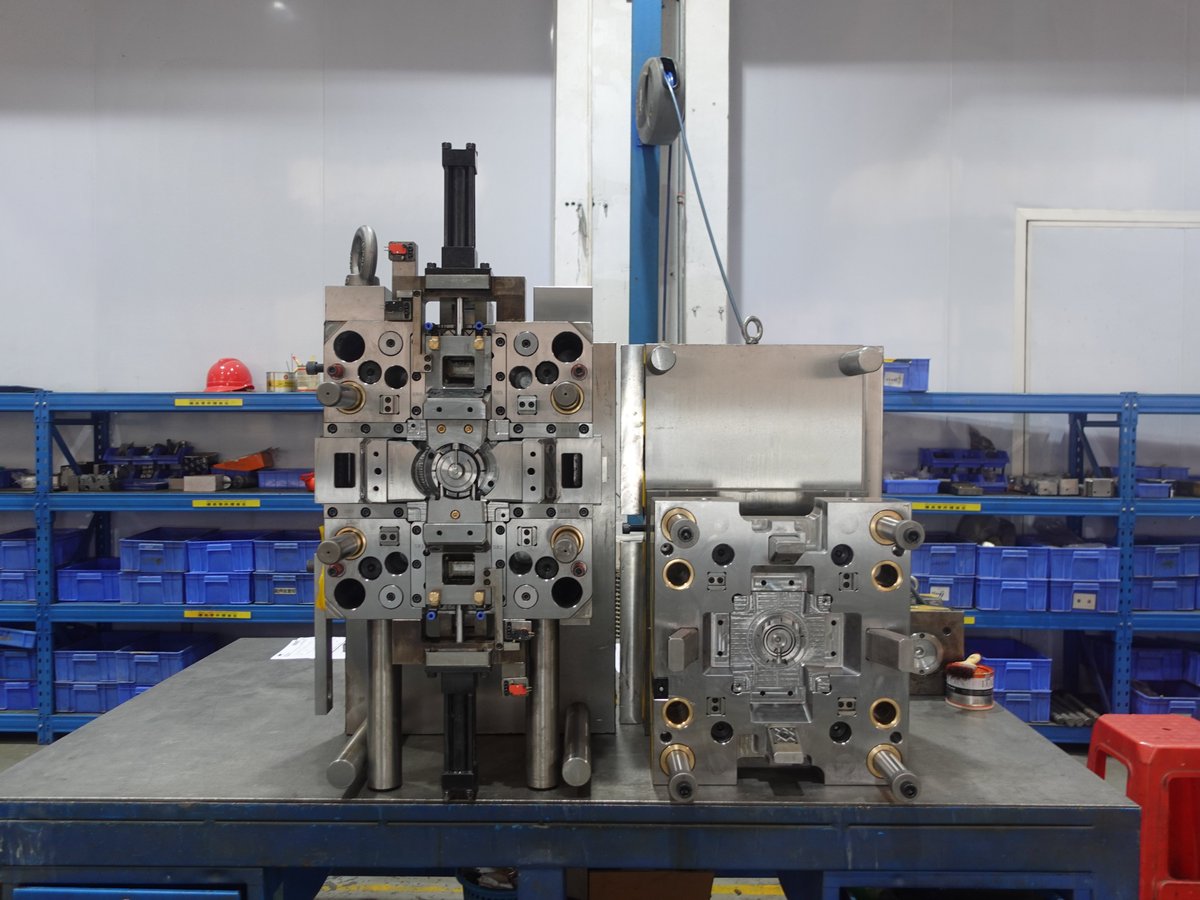 ImmetechLtd's tweet image. Thinking about mold costs? Our pricing is designed to fit projects of all sizes! Whether you’re a startup or an established business, we have a solution for you. 🌟

#Immetech #MoldDesign #PlasticMold #InjectionMolding #Precision #Mold #Tool #MoldMaking #MedicalMold #Automotive