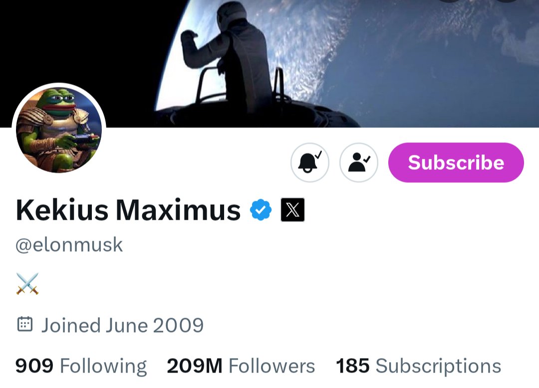 Elon Musk has changed his name to Kekius Maximus and used a profile picture of PEPE meme character on 𝕏.

Is $PEPE Elon's new favorite memecoin? 👇