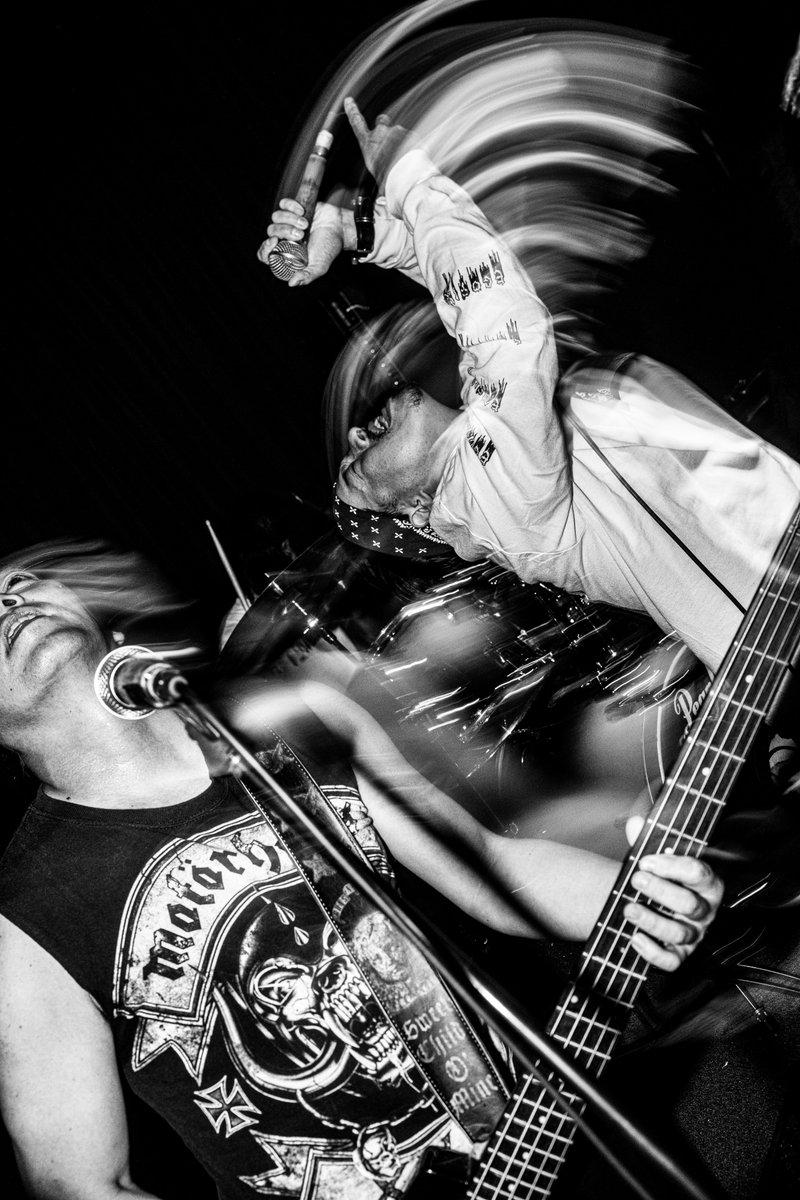 ill_krsmy's tweet photo. 2024/12/07 MORALESS @ word up studio
#photo
#photograghy
#写真
#ライブ写真
#ライブ撮影
#鹿児島
#moraless
#hardcore https://t.co/HBkDtOcABF