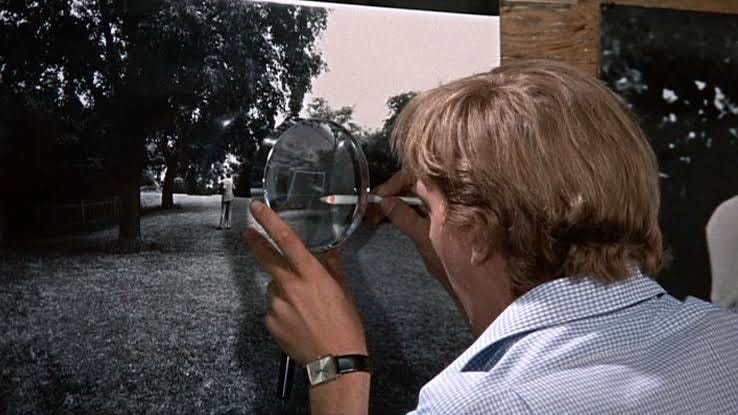 ornumtrauts's tweet photo. "Michelangelo Antonioni’s 1966 film Blow-Up pictures postwar London ... with a twist. Inspired by Julio Cortázar and Las Babas del Diablo(1959) where technology bids farewell to the past ... central to new paintings born from a Photoshop plug-in" https://t.co/FvZk2IvcGv https://t.co/LtJFXoRVkA