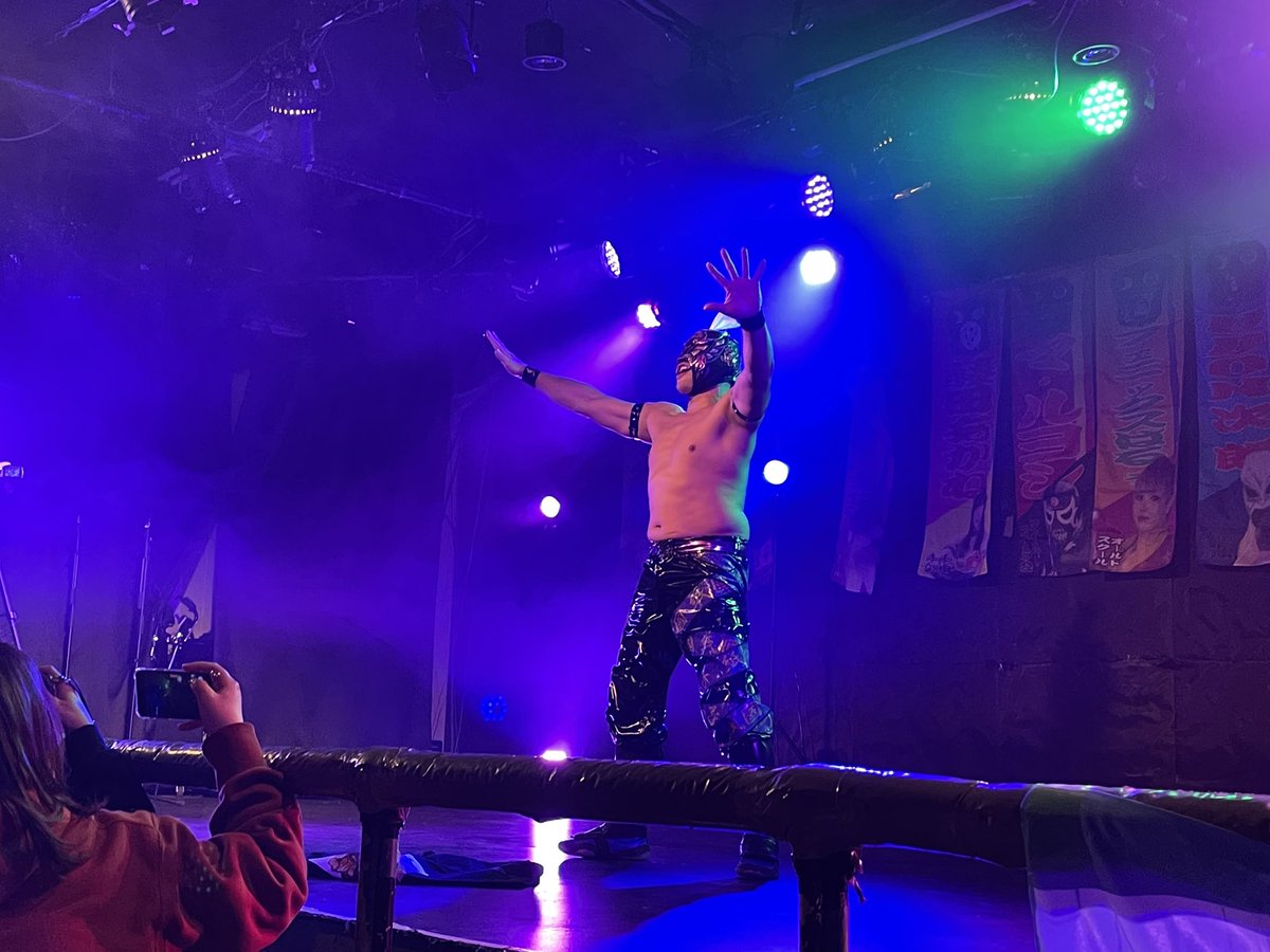 rthtmtt's tweet photo. この方が出ると
会場の空気がガラッと変わりますねー!
#UDONプロレス
#KOS2024
#凡人パルプ https://t.co/UxavBQ6G8Q
