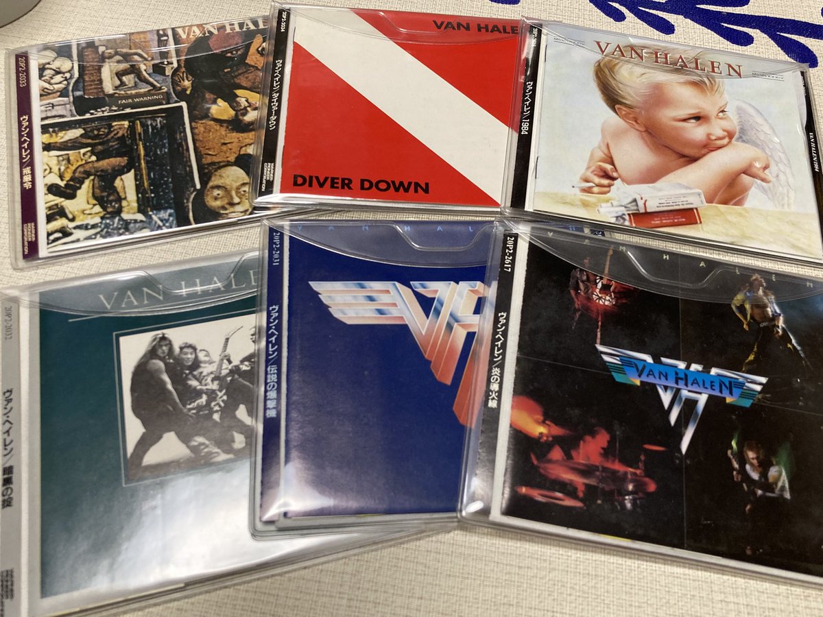 pxhpw's tweet photo. 朝から久々のVAN HALEN。1984や5150もいいけど、私は1stだなあ😁いまだに飽きもせず聴いてるわ🤭 https://t.co/kSSqhKcQav