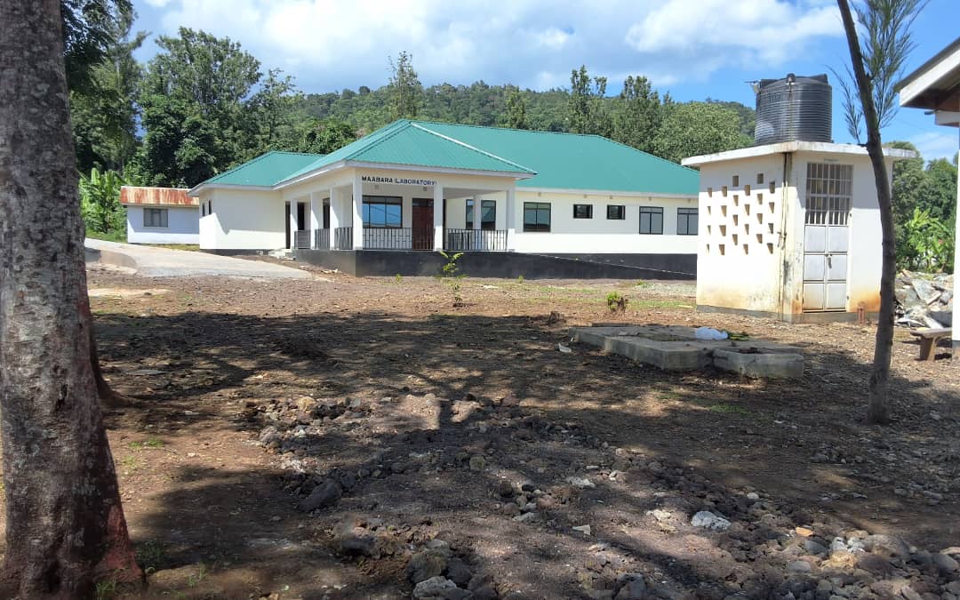 <a href="/NCHIYANGUT/">Nchi yangu kwanza</a> Majengo Mapya ya hospitali yamejengwa kwa wingi kipindi hiki cha Serikali ya awamu ya sita kwani nasi wakaz wa halmshauri ya Mvomero tunamshukuru Rais Samia kwa kuongeza majengo mengine mapya ktk hospitali hiyo ya wilaya lengo ni kutoa huduma bora kwa wananchi. 
#DRSSH 
#MSLAC